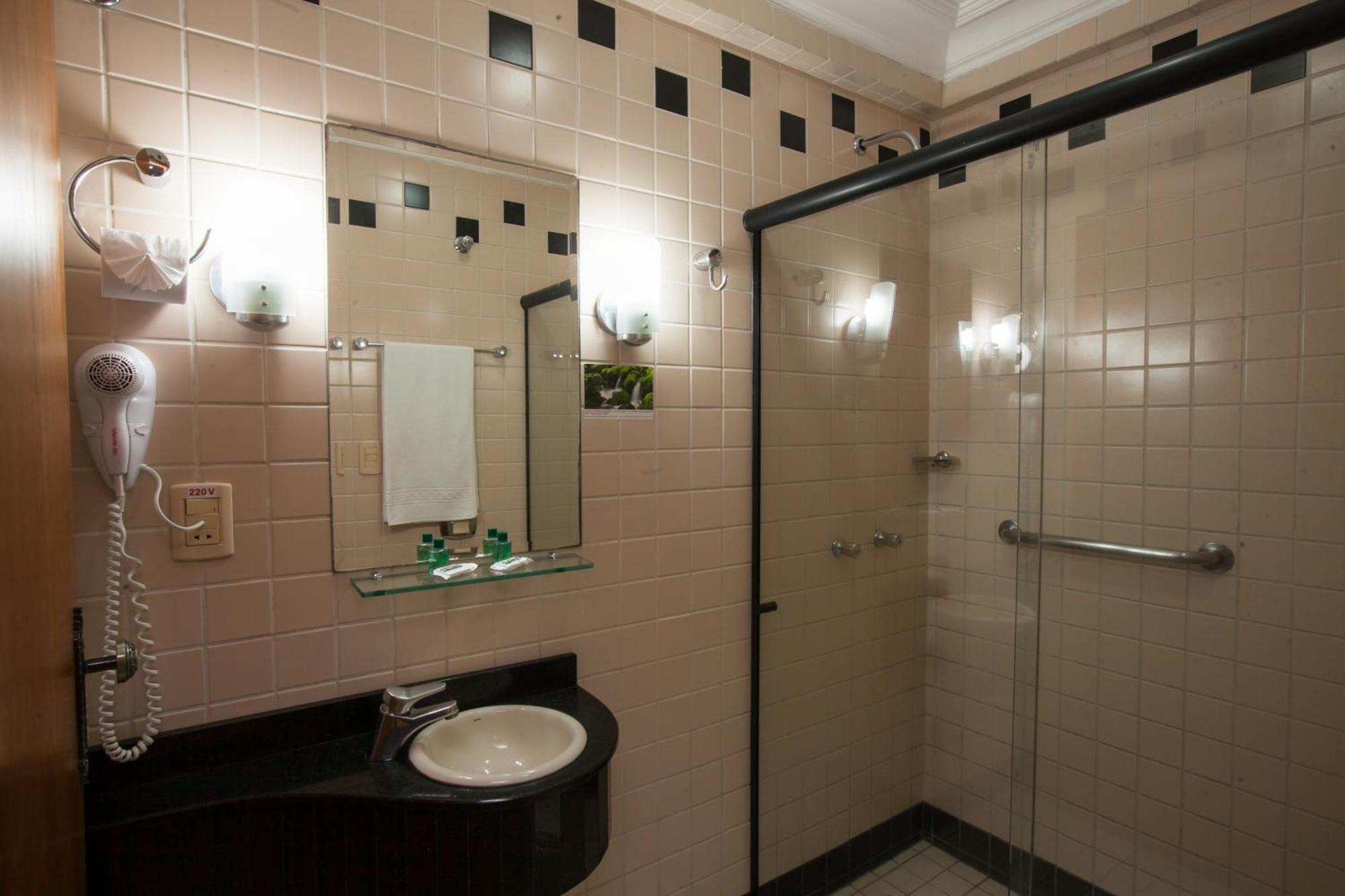 Grande Hotel Guarapuava Kamer foto